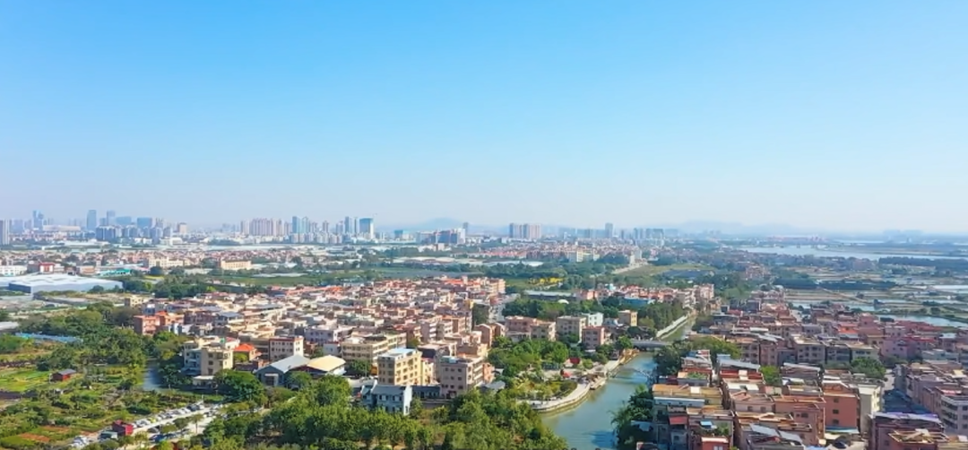 智慧灯杆响预警，违停地磁治乱停！佛山上线智慧灯杆