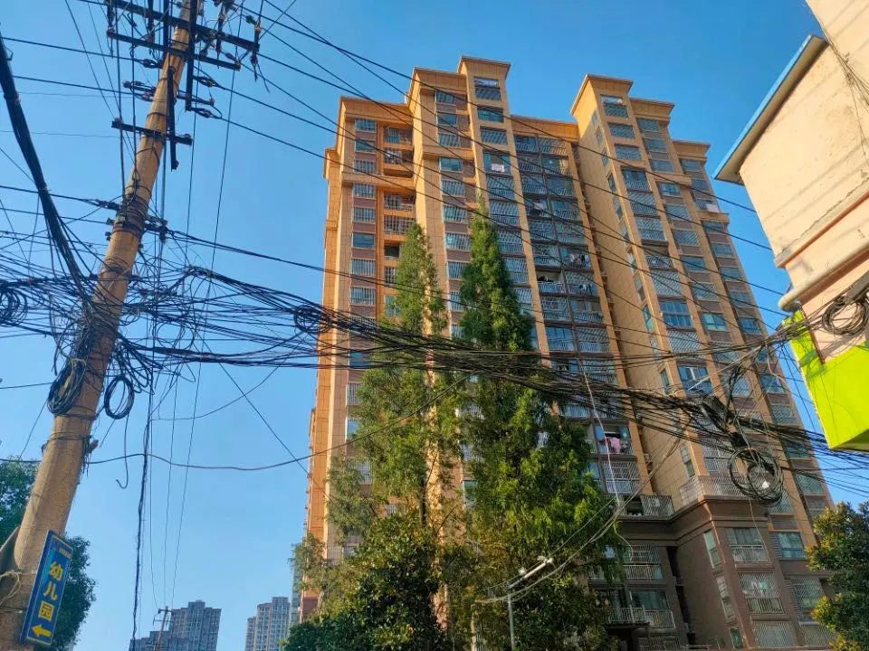 智慧灯杆-整治城市